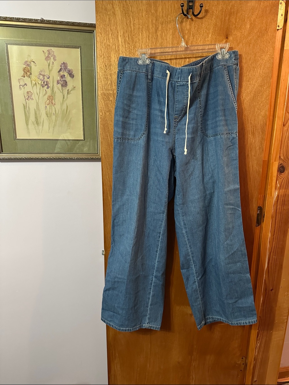 Torrid Wideleg Drawstring Jeans. Size 0 short